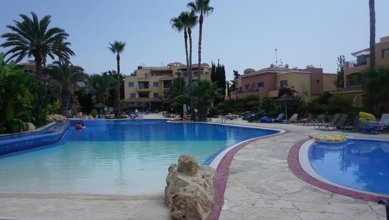 Limnaria Gardens Paphos, Near Beach Exterior foto